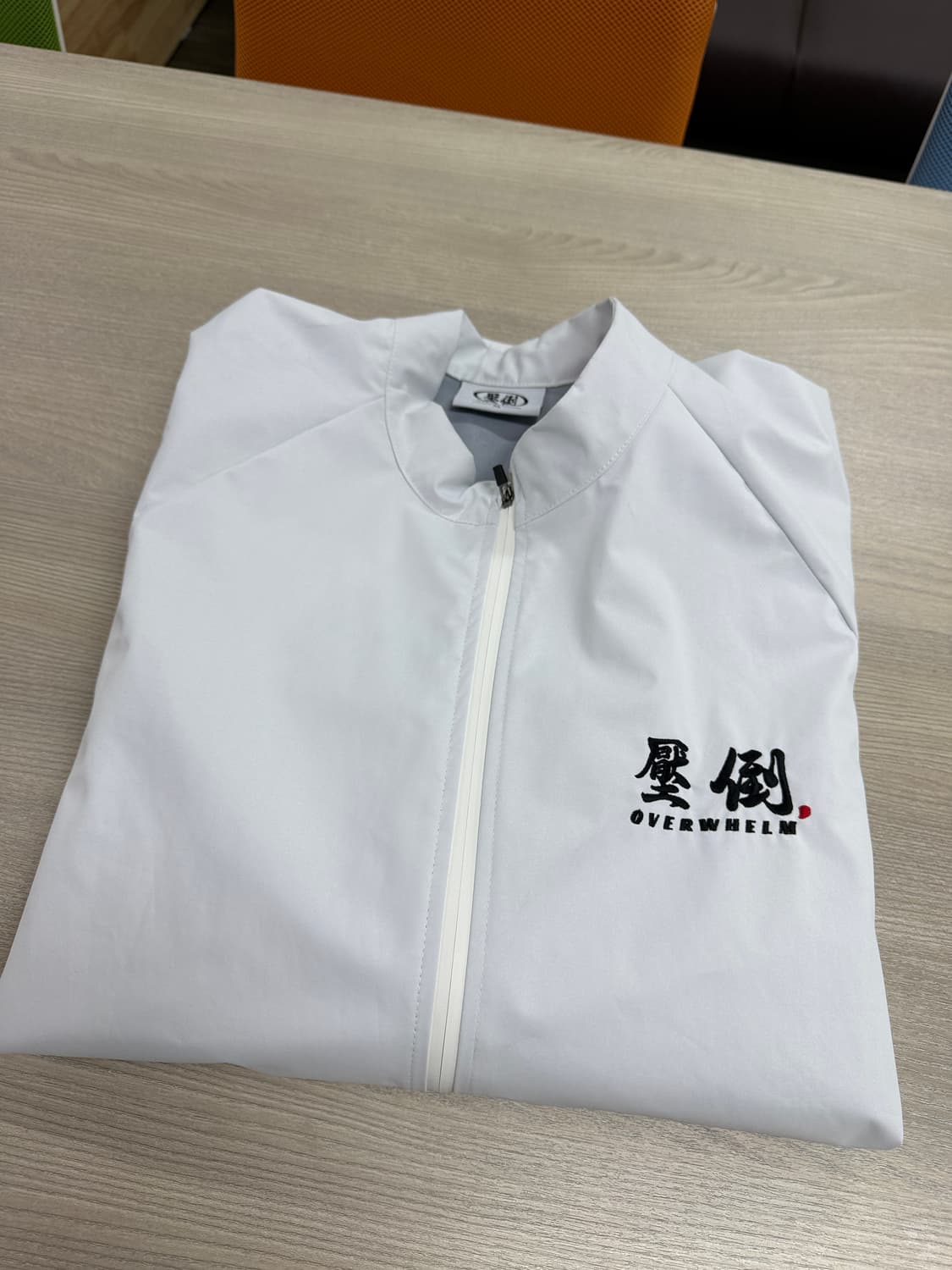 압도 윈드브레이커 001 기본로고 XL 상품이미지1