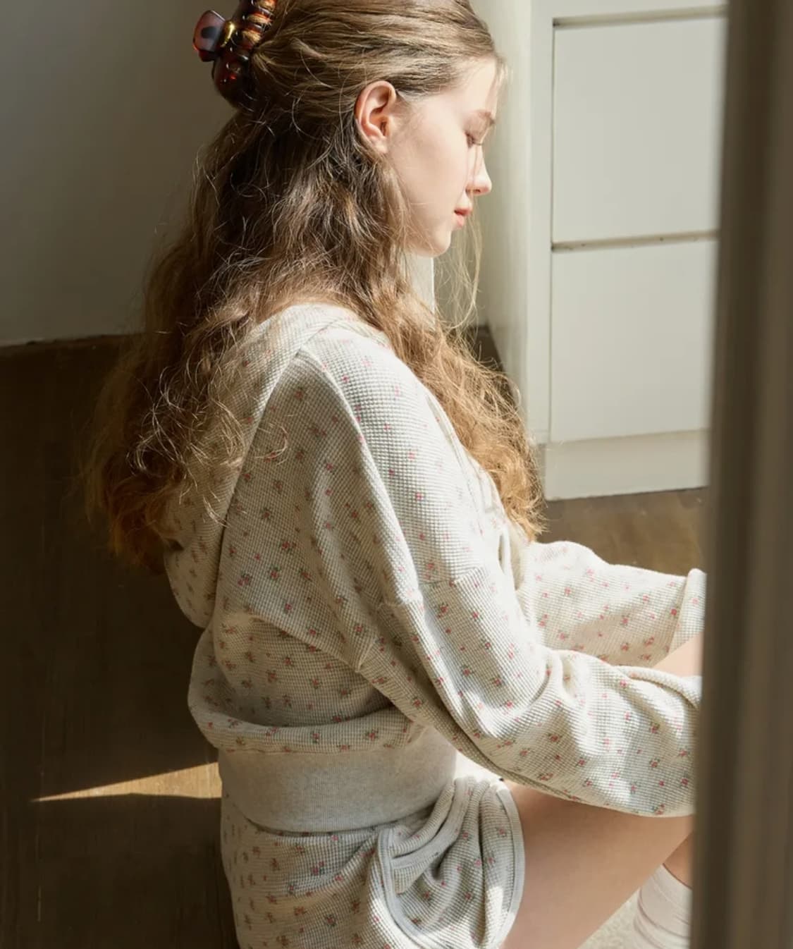 새상품)) 레터프롬문 앤디 플라워 와플 후드 집업 쇼츠 세트 오트밀 상품이미지7