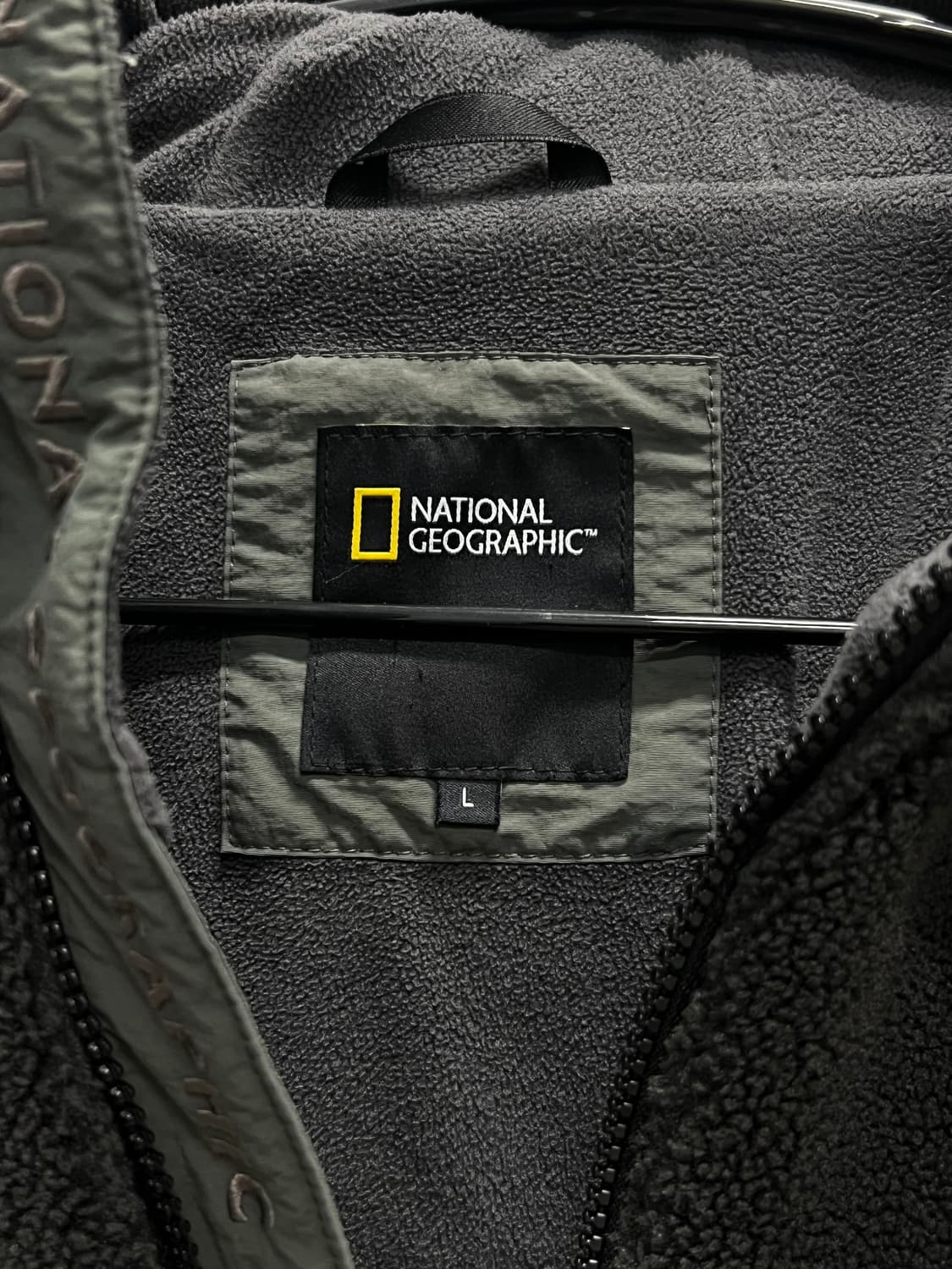 내셔널지오그래픽 플리스 양털 뽀글이 후드 집업 차콜 상품이미지4