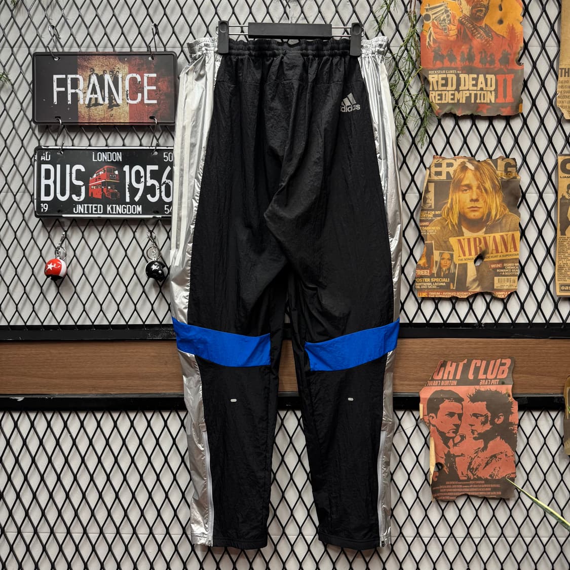 아디다스 X NASA 스페이스 레이스 트레이닝 팬츠 블랙 상품이미지2