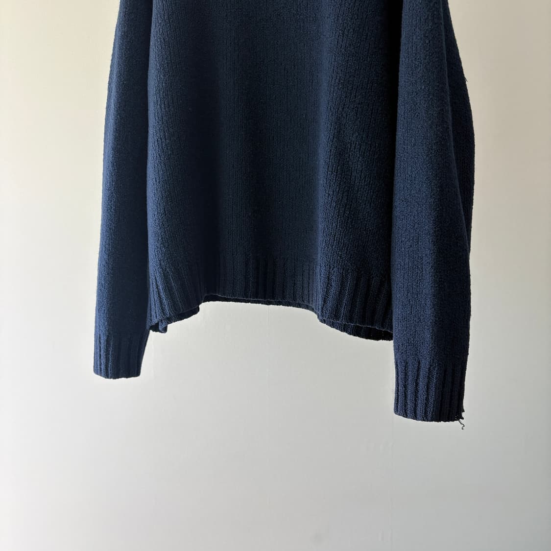  ▫️Armani Exchange Wool V-Neck Knit 상품이미지5