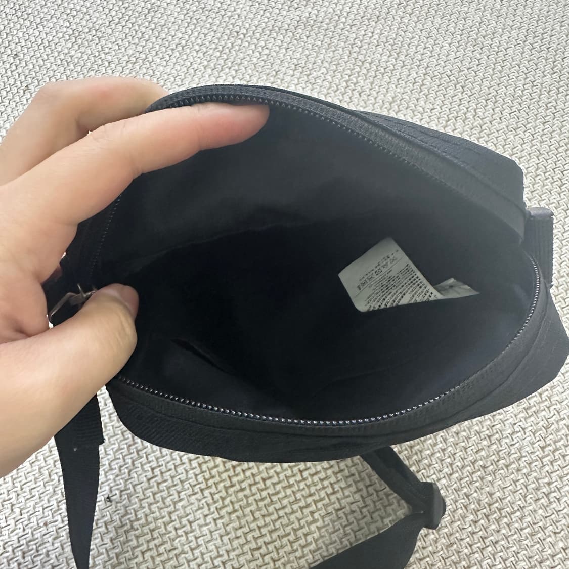 실측확인 나이키 헤리티지 크로스백 0406D 상품이미지6