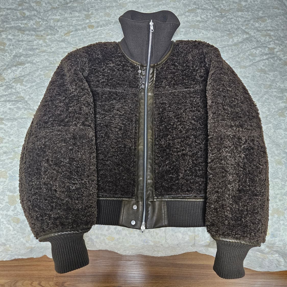 알렌느 하이넥 리버시블 포우 시어링 블루종 브라운 1사이즈 상품이미지5