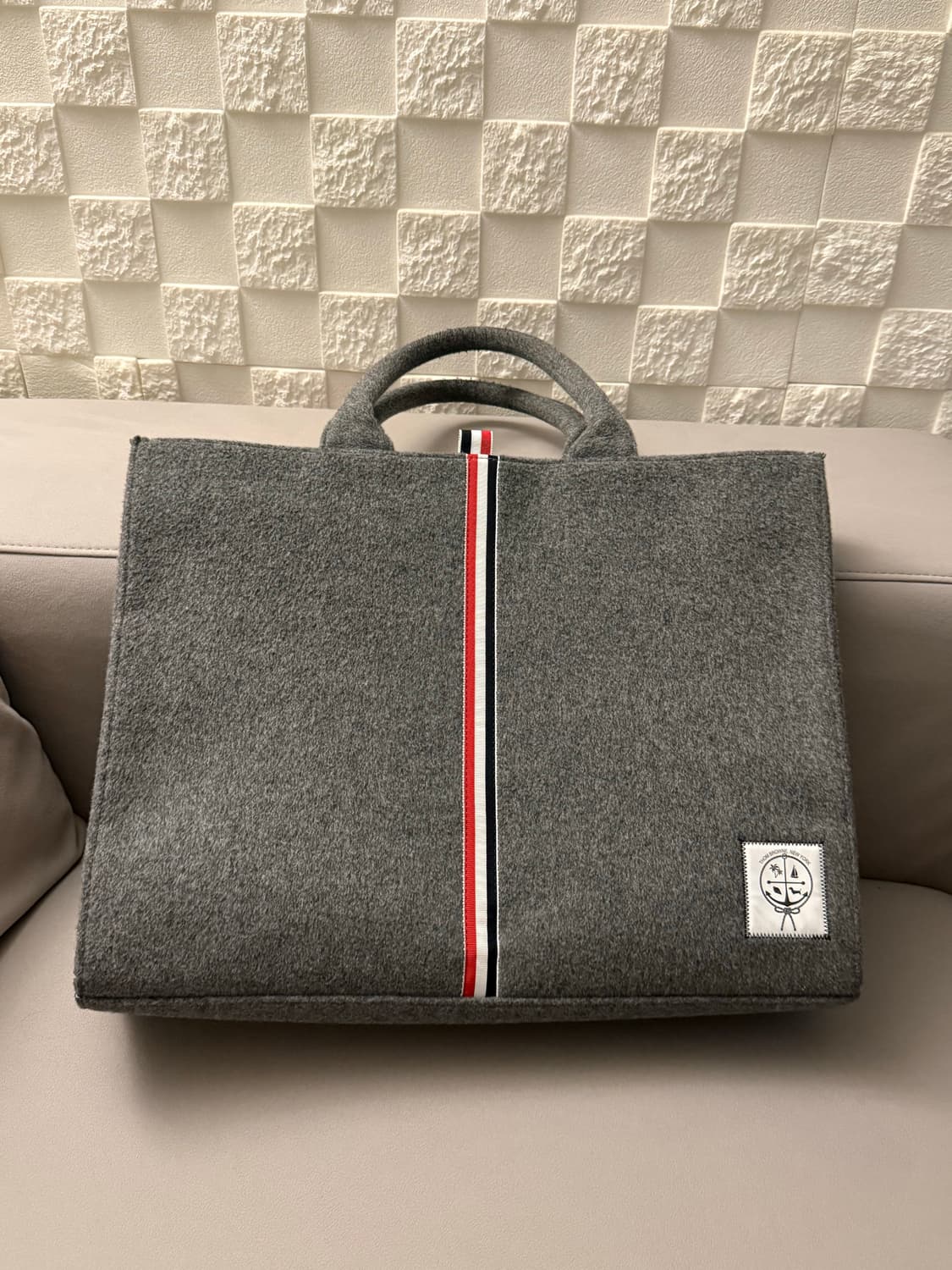 톰브라운 토트백 성수 라지 풀박스 상품이미지5