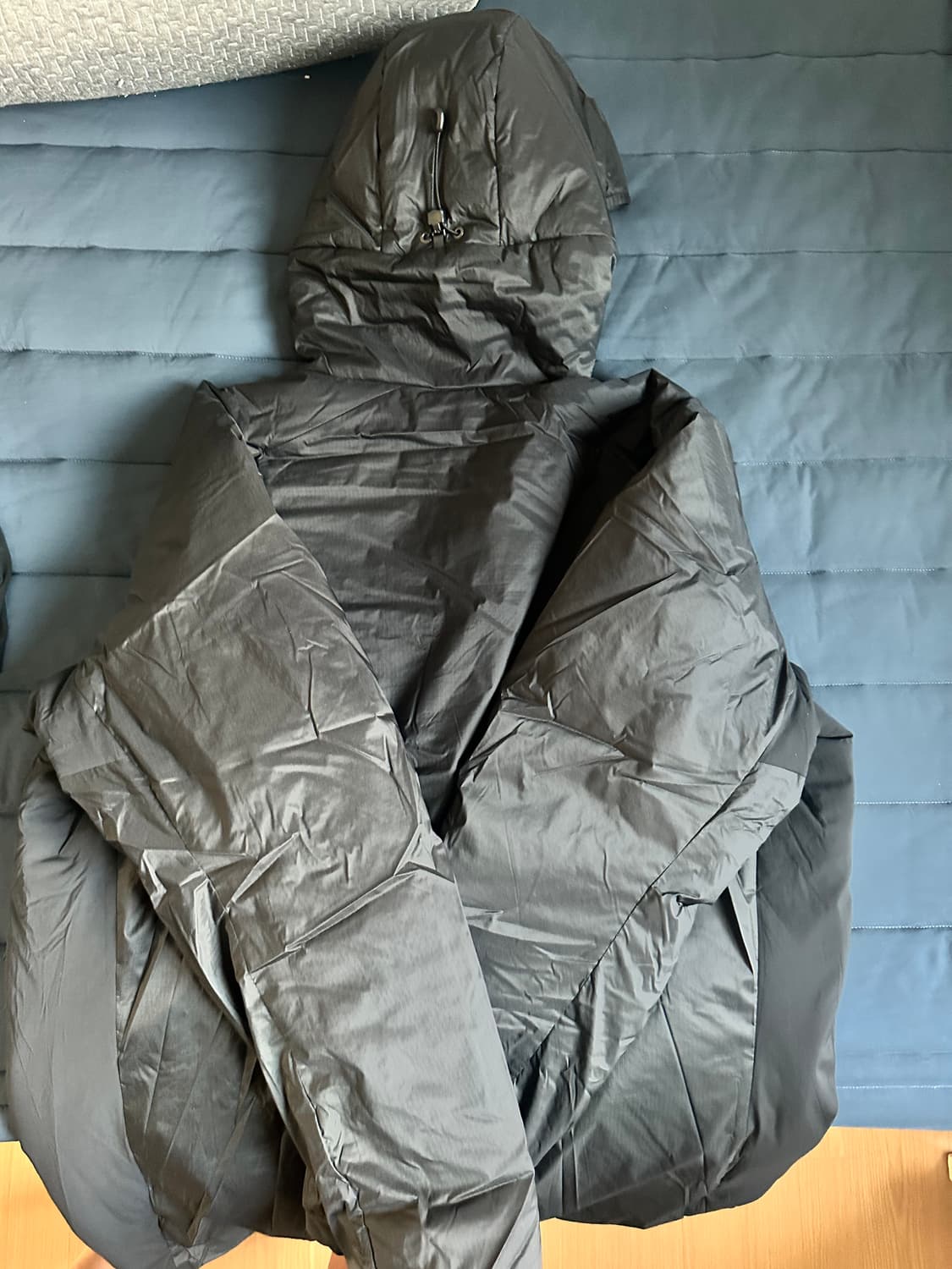 아크테릭스 패딩 상품이미지2