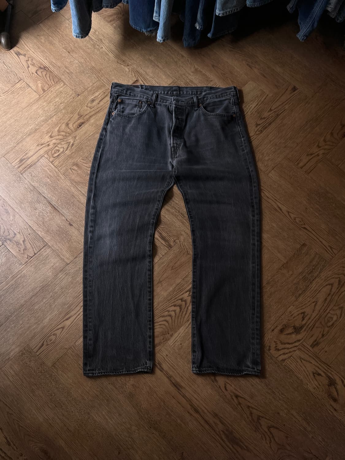 [38]리바이스 501 빈티지 워싱 스트레이트 흑청 데님 팬츠 상품이미지2