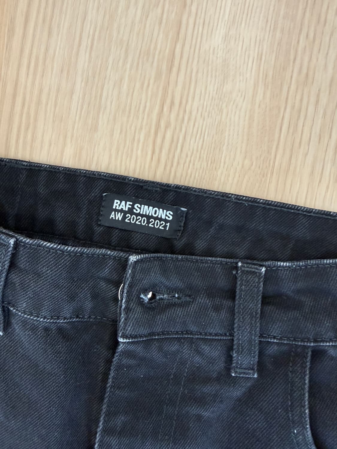 라프시몬스 블랙 데님 팬츠 체인 장식 상품이미지3