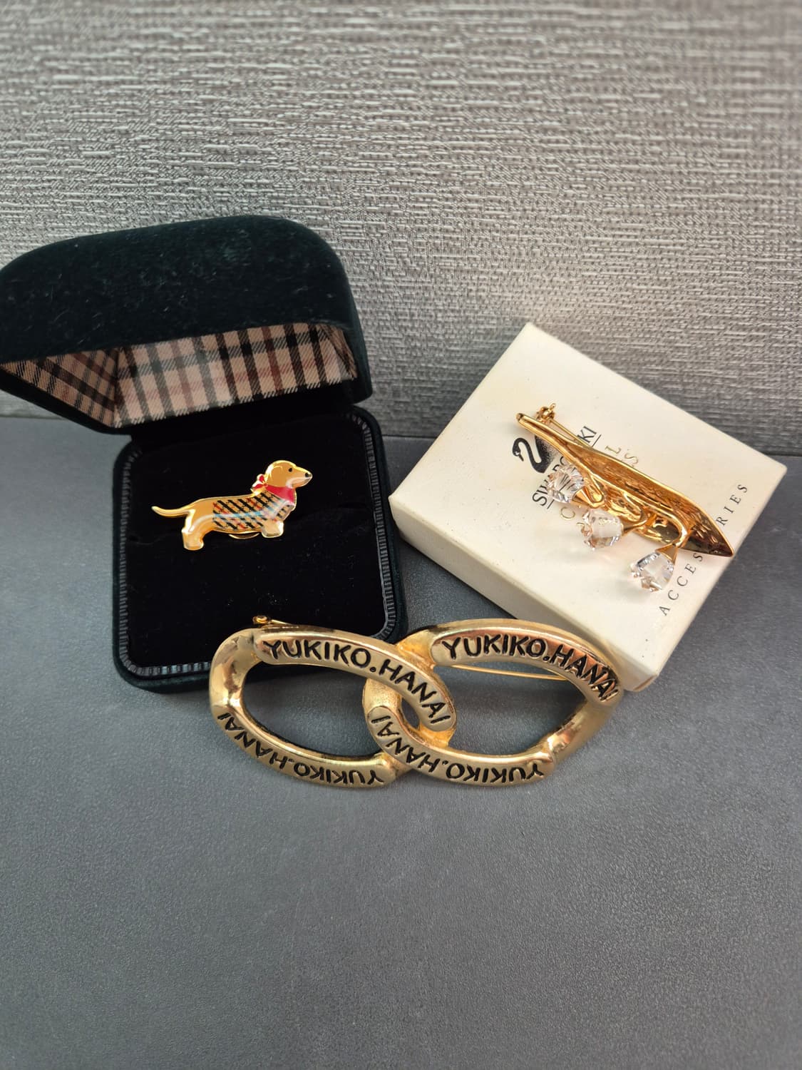 닥스 & 스와브스키 브로치 앤 목걸이 일괄판매 상품이미지2