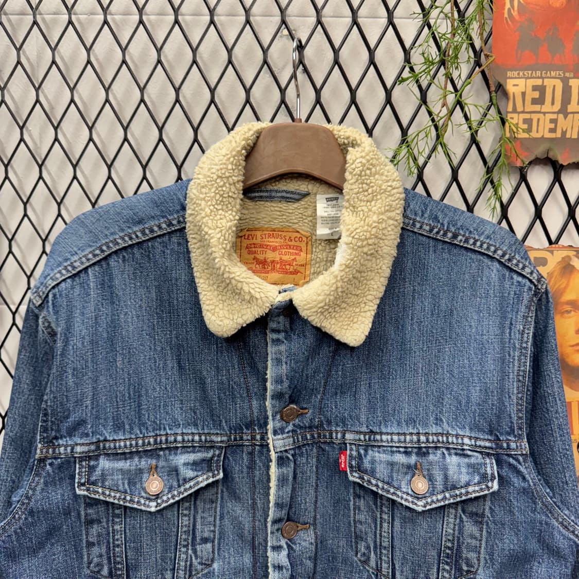 00s 리바이스 빈티지 쉐르파 데님 트러커 자켓 투포켓 디테일 상품이미지3
