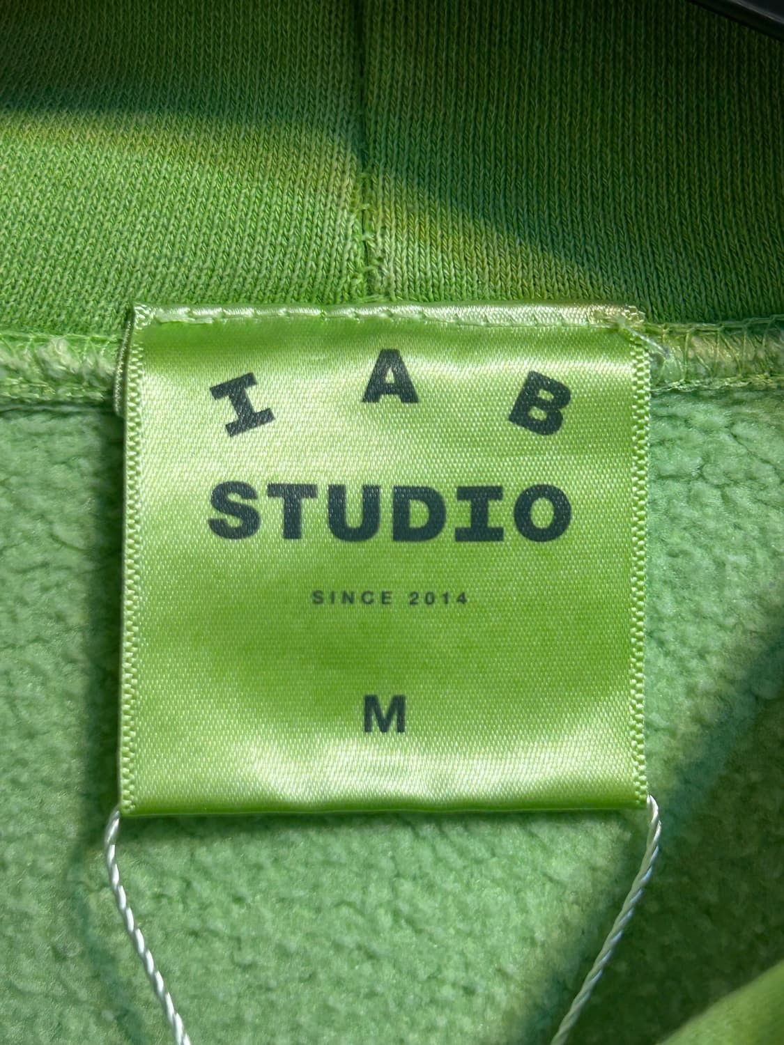 아이앱 스튜디오 로고 후드티 상품이미지8