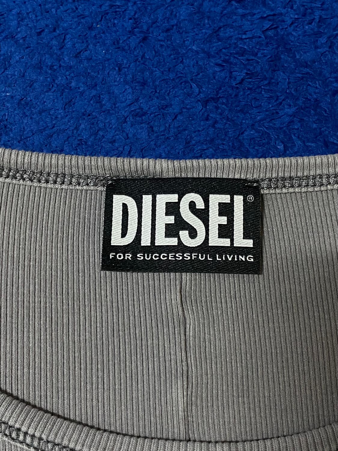 Diesel 디젤 그레이 로고 크롭탑 반팔 S 상품이미지4