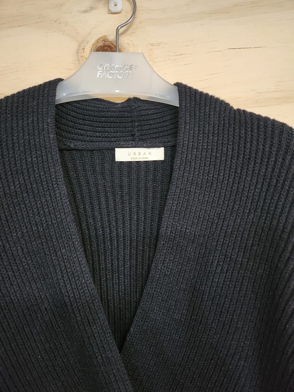 508) 어반 URBAN 블랙 랩 니트 상품이미지4