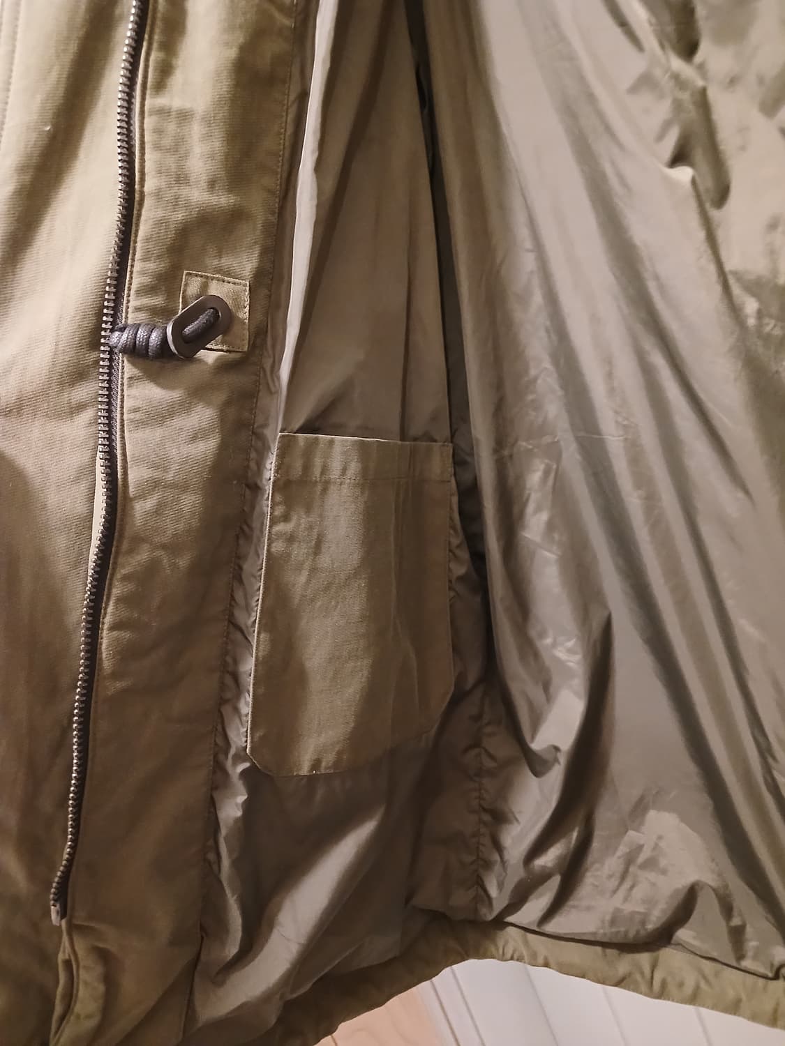 내셔널지오그래픽 정품 여성 바람막이 90 (S) 사이즈 상품이미지3