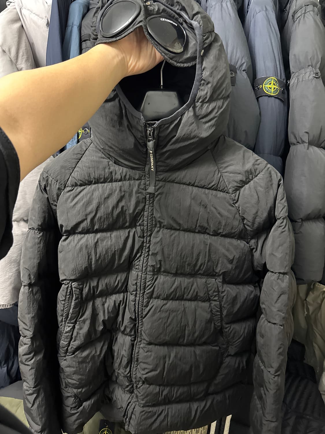 CP컴퍼니 에코크롬 R 패딩 블랙 52사이즈 상품이미지1