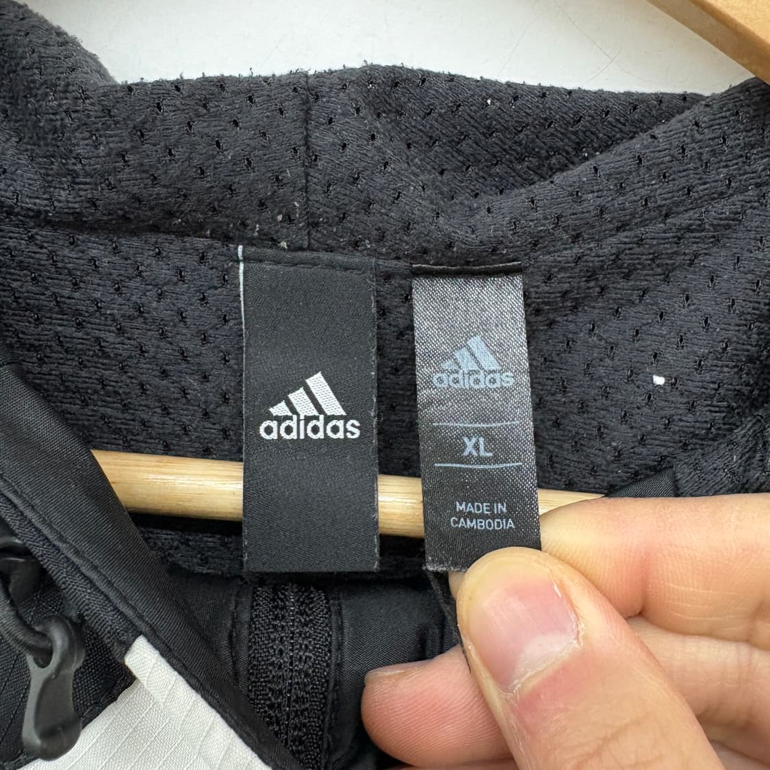 아디다스 블랙 윈드브레이커 후드 자켓 남성 XL 상품이미지4