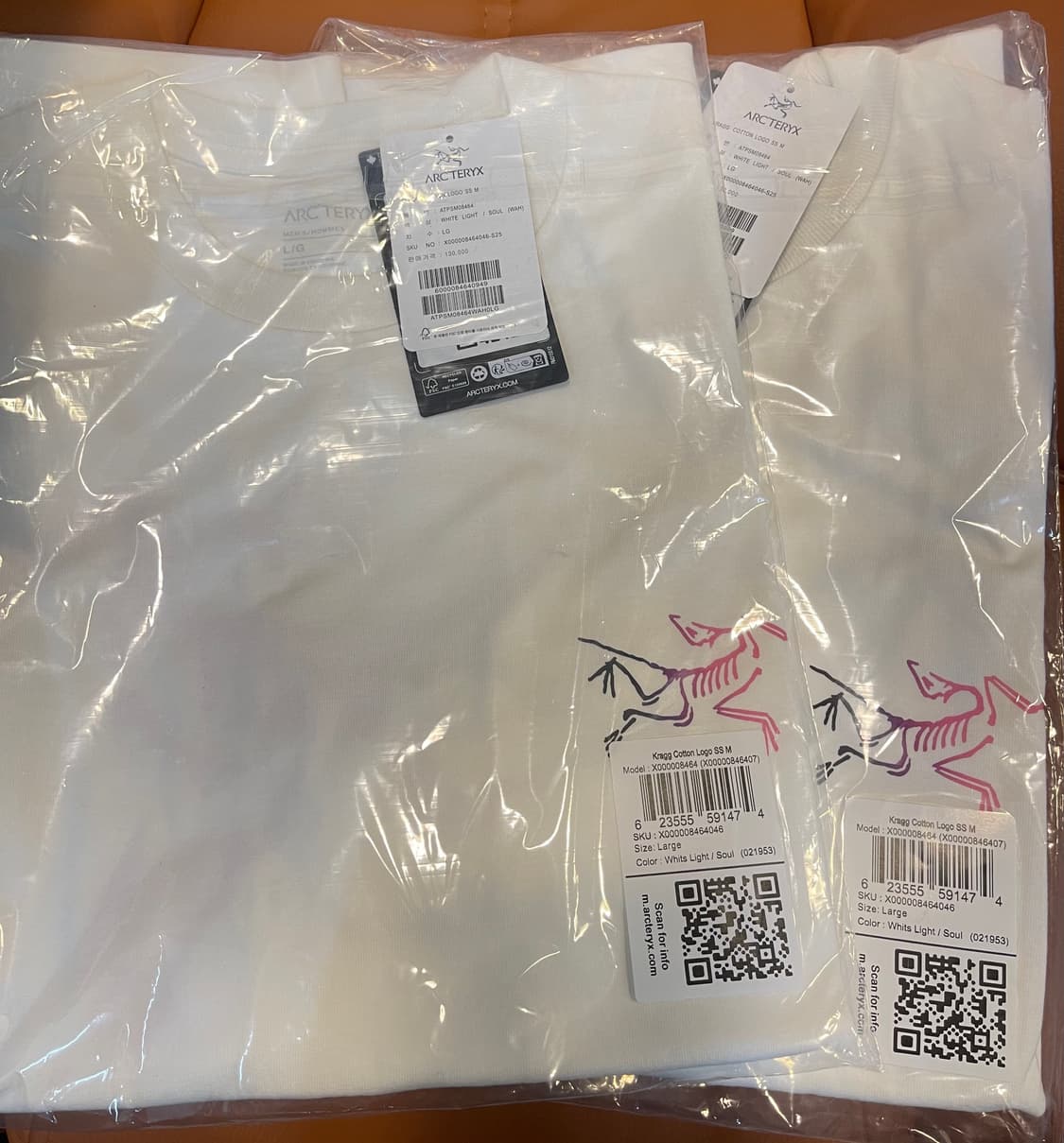 [새상품/정품] 아크테릭스 빅로고 반팔티 (화이트 / L) 상품이미지4