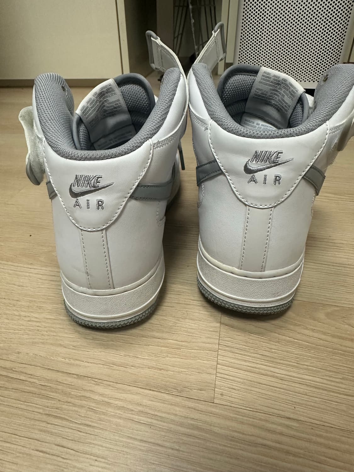 에어포스 울프 그레이 285 상품이미지3