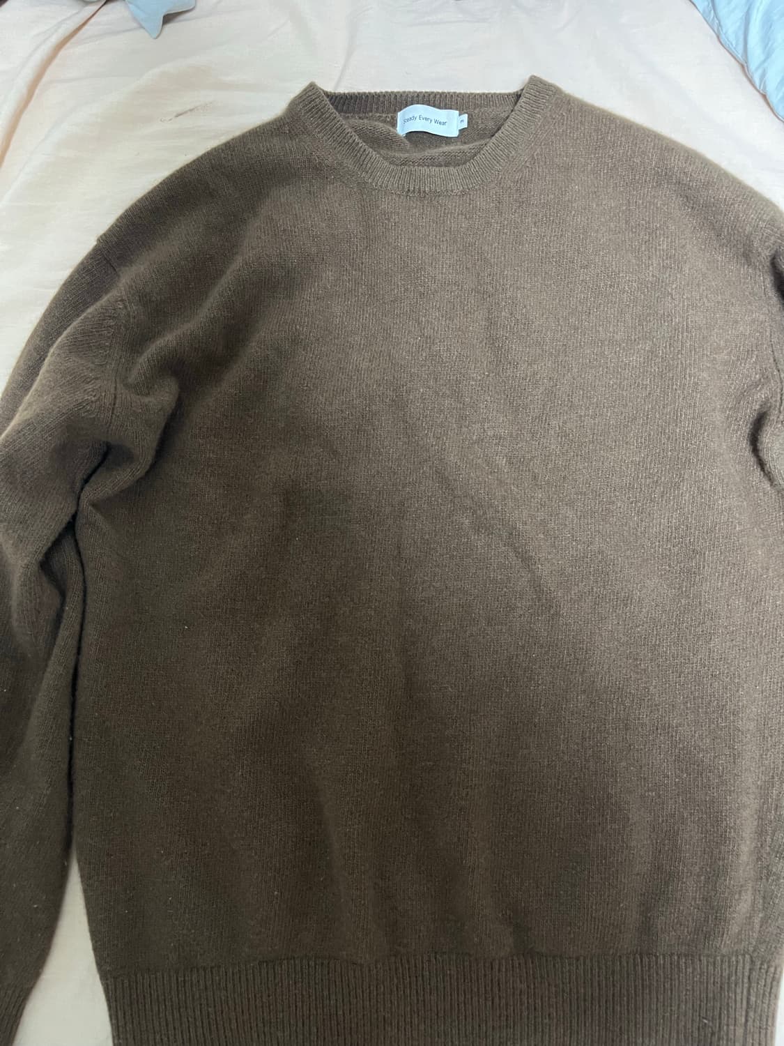 스테디에브리웨어 코지 울 캐시미어 라운드넥 니트 브릭 3size 상품이미지1