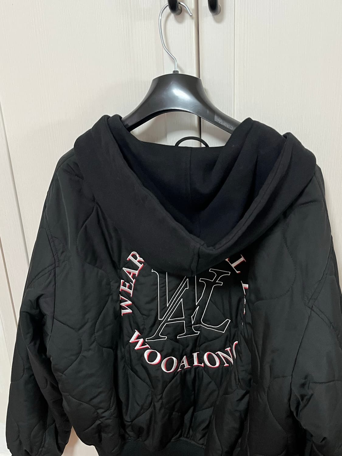 우알롱 후디드 경량패딩 상품이미지3