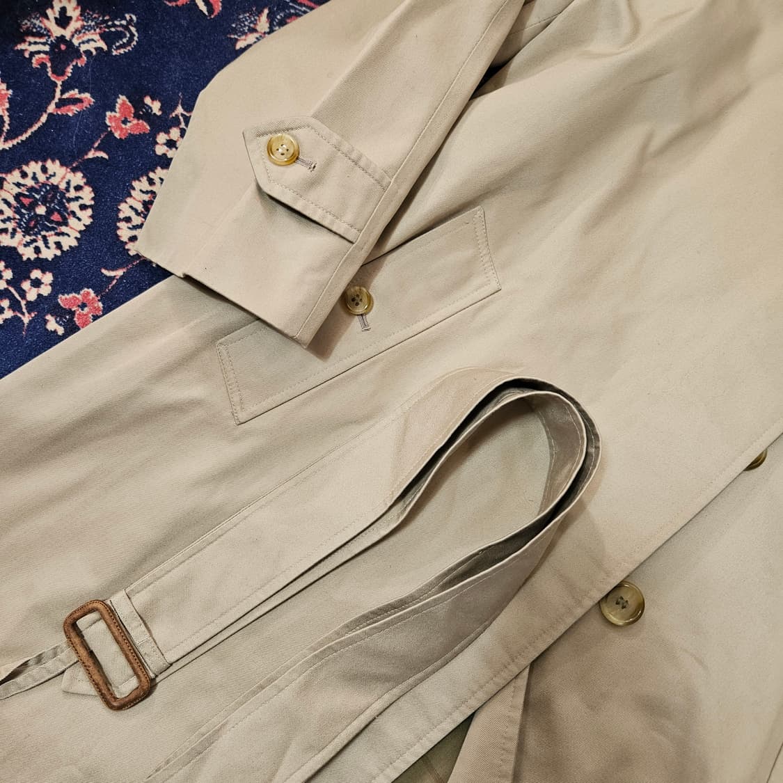 버버리(Burberry) 빈티지 오리지널 라글란 벨티드 트렌치코트 상품이미지3