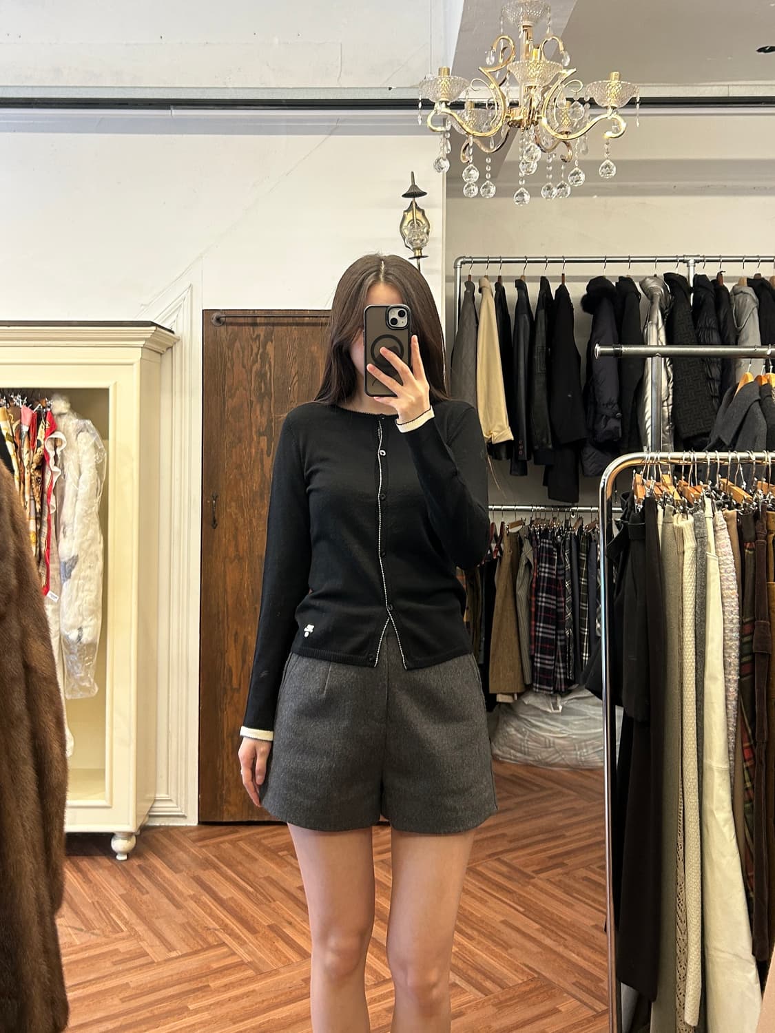 꾸레쥬 정품 블랙 배색 로고가디건 상품이미지7