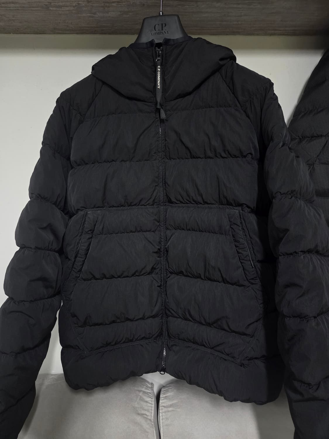 Cp컴퍼니 크롬R  고글 후드 패딩 XL 상품이미지1