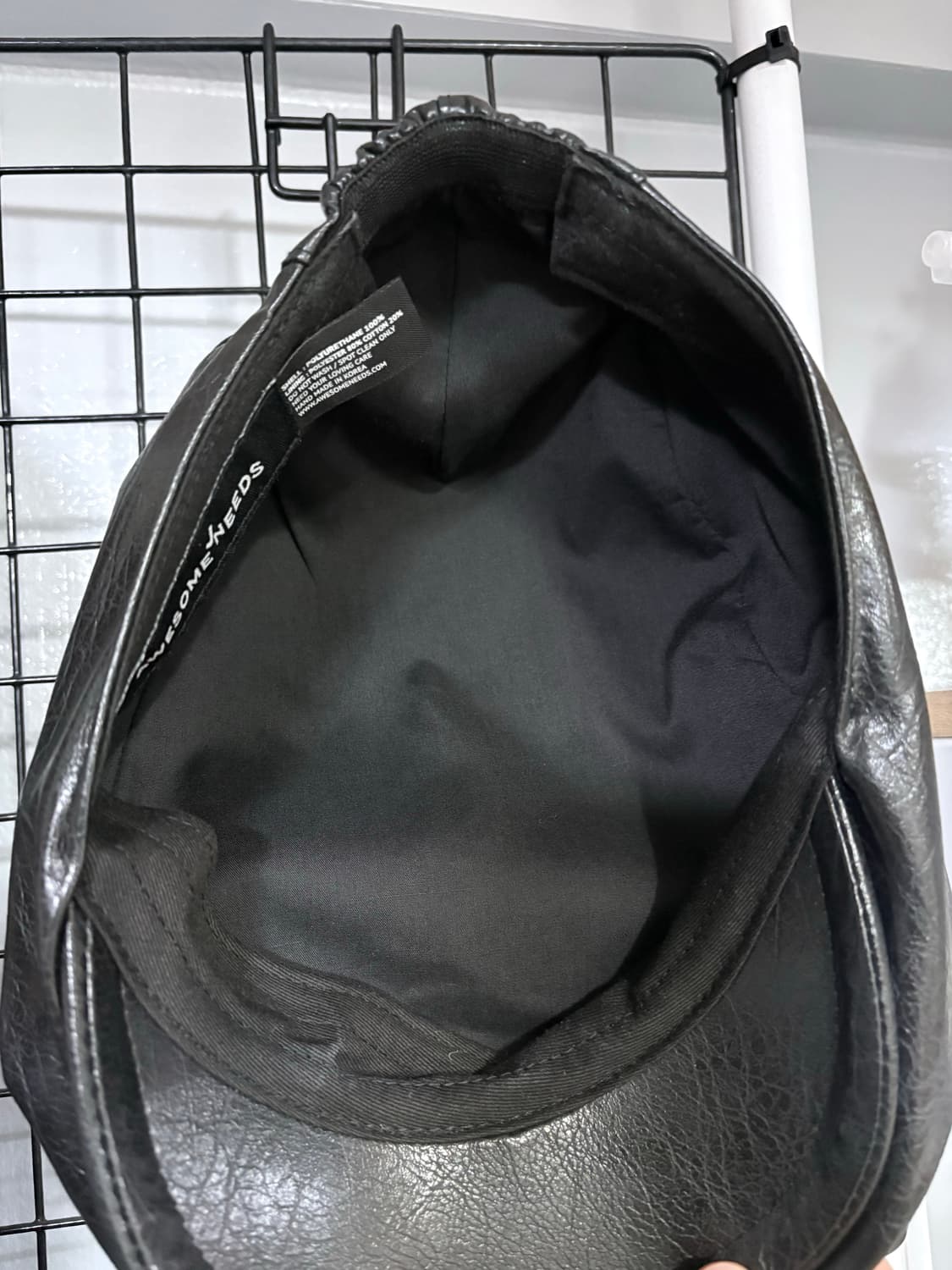 어썸니즈 클래식 헌팅 캡_레더 블랙 상품이미지5