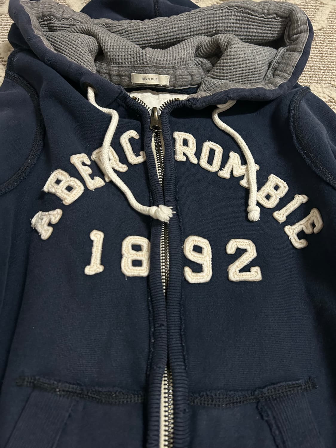 00’s 아베크롬비 머슬핏 네이비 스티치 y2k 후드집업 상품이미지3