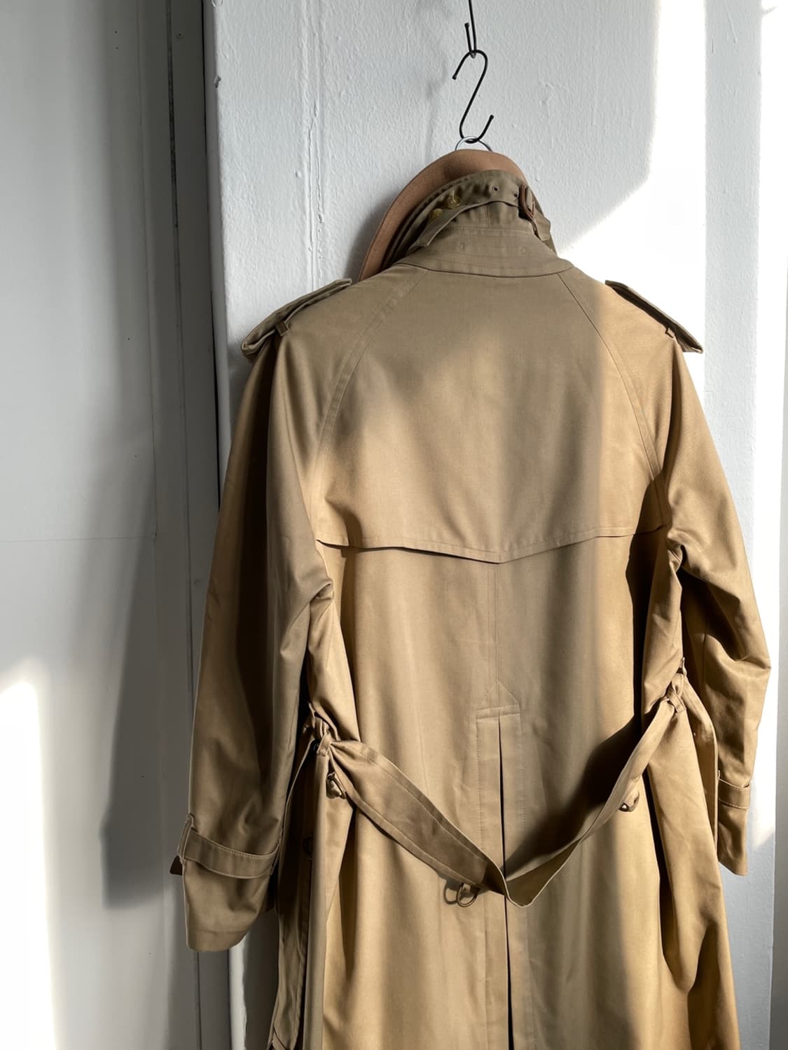 버버리 울 카라 더블 트렌치 코트  상품이미지4