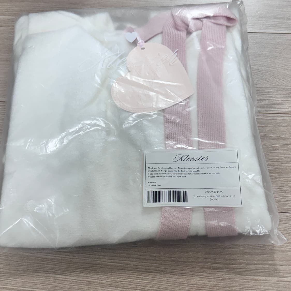 [미개봉] 클리시어 kleesier 스트로베리 원숄더 니트  상품이미지2