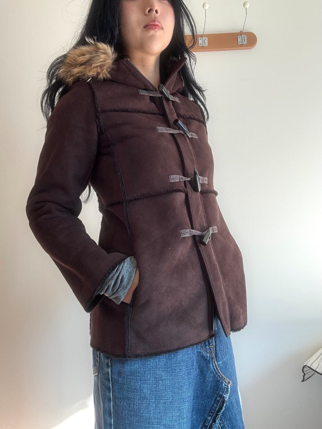 슬림핏 브라운 무스탕 상품이미지1