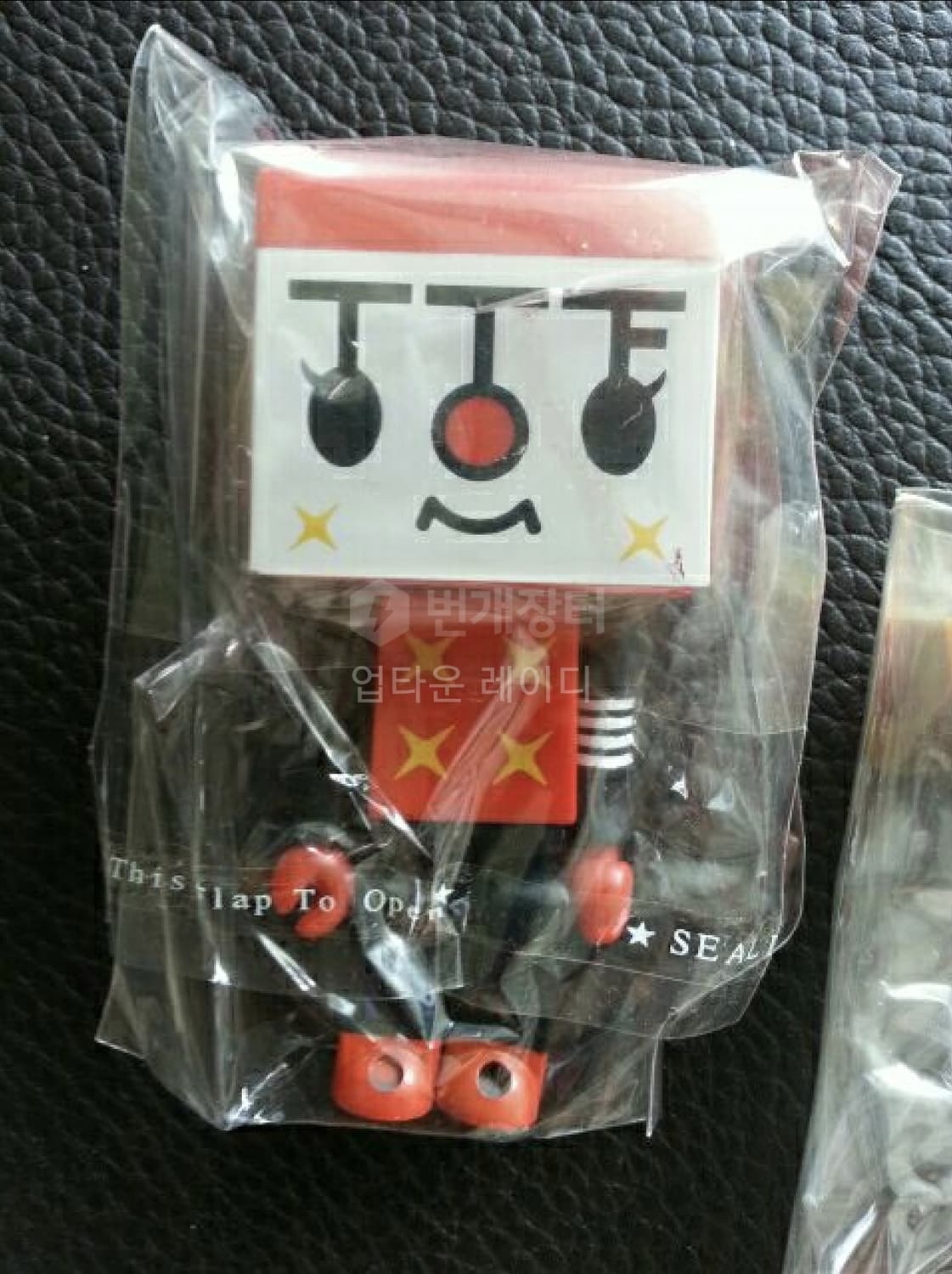 to-fu 타이페이  토이페어  한정 두부 큐브릭 상품이미지2