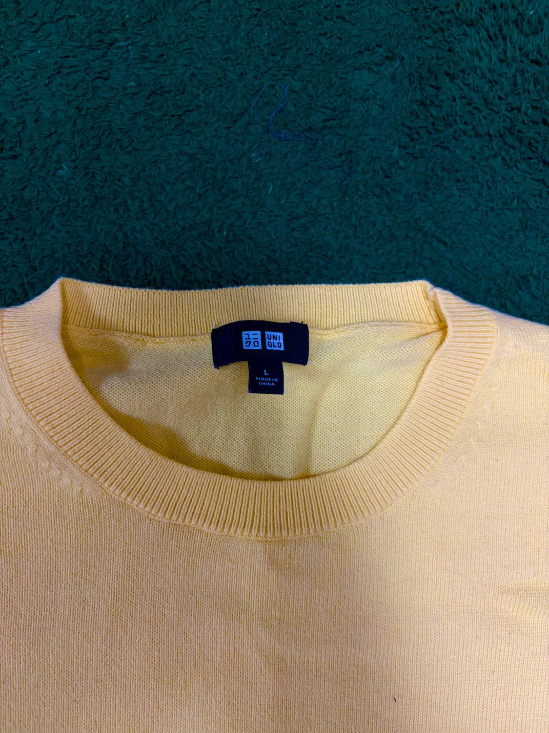 새상품급 L) 유니클로 코튼니트 옐로우 상품이미지2