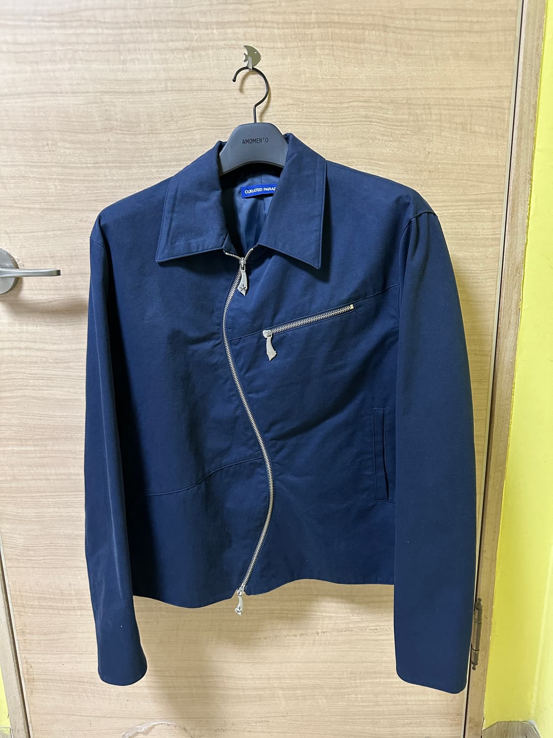 큐레이티드 퍼레이드 자켓 상품이미지1