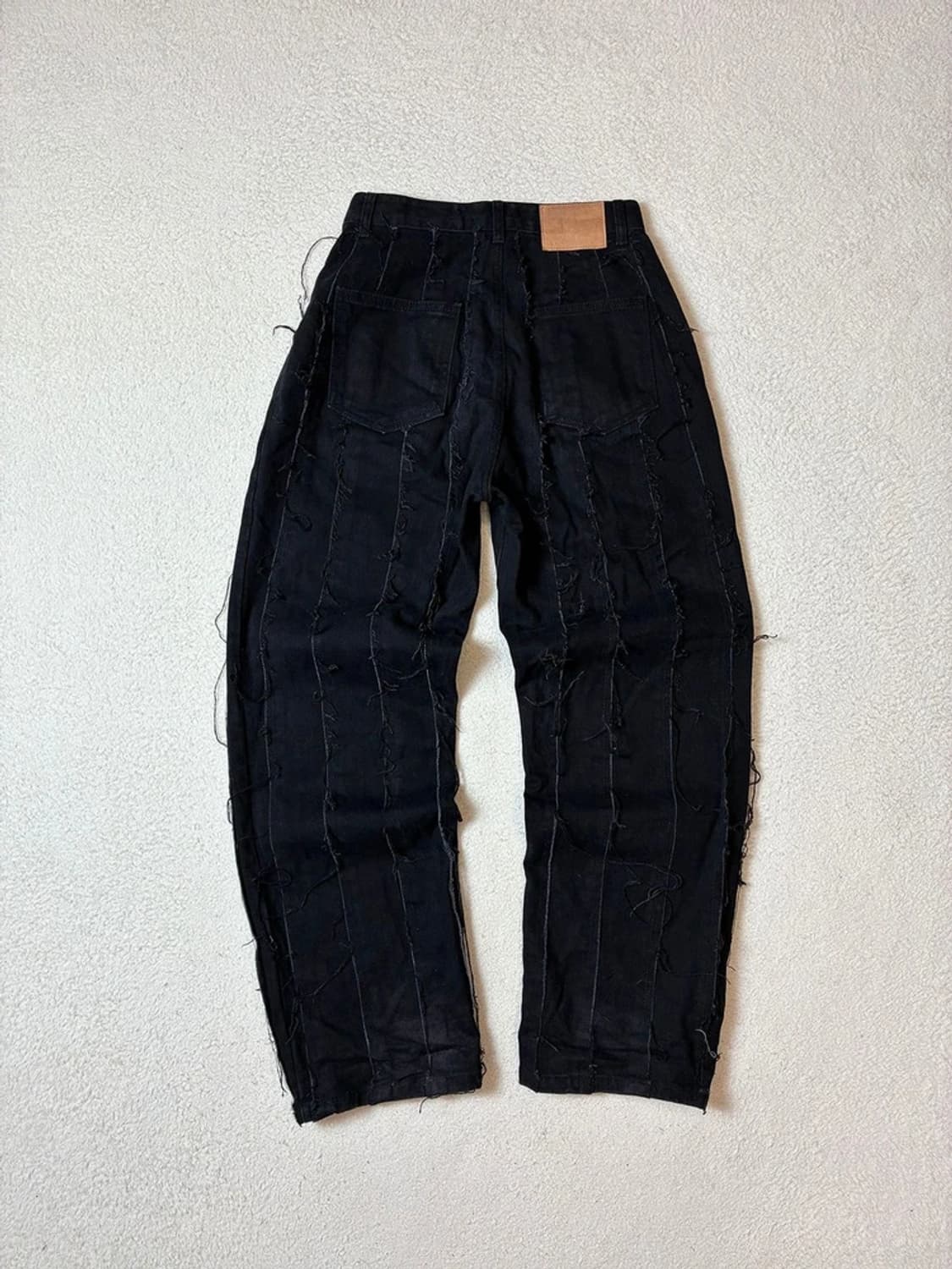 마뗑킴 22ss 커팅 루즈 데님 팬츠 PN7142 상품이미지5