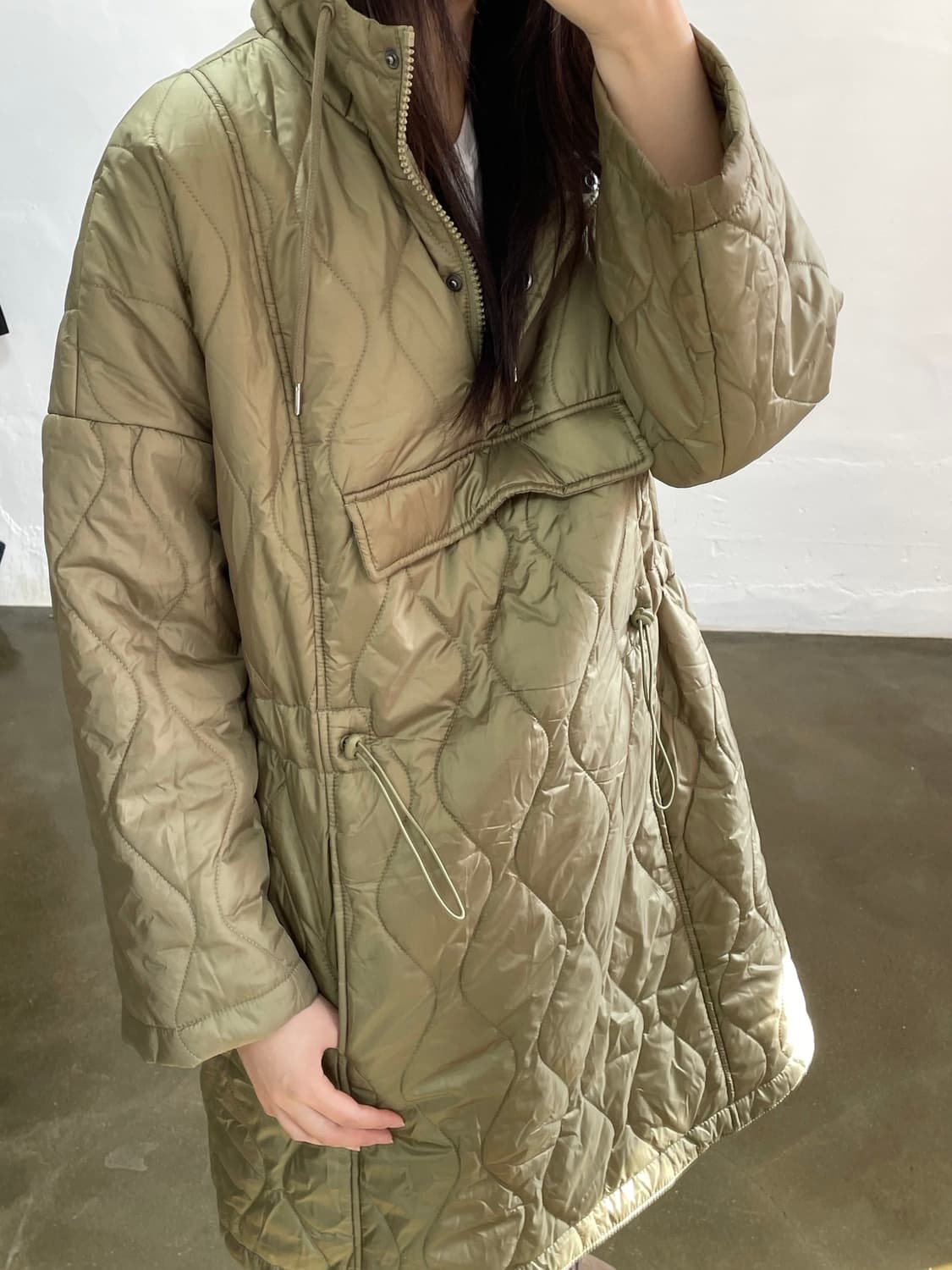 탑샵 카키색 퀼팅 후드 패딩 36 상품이미지4