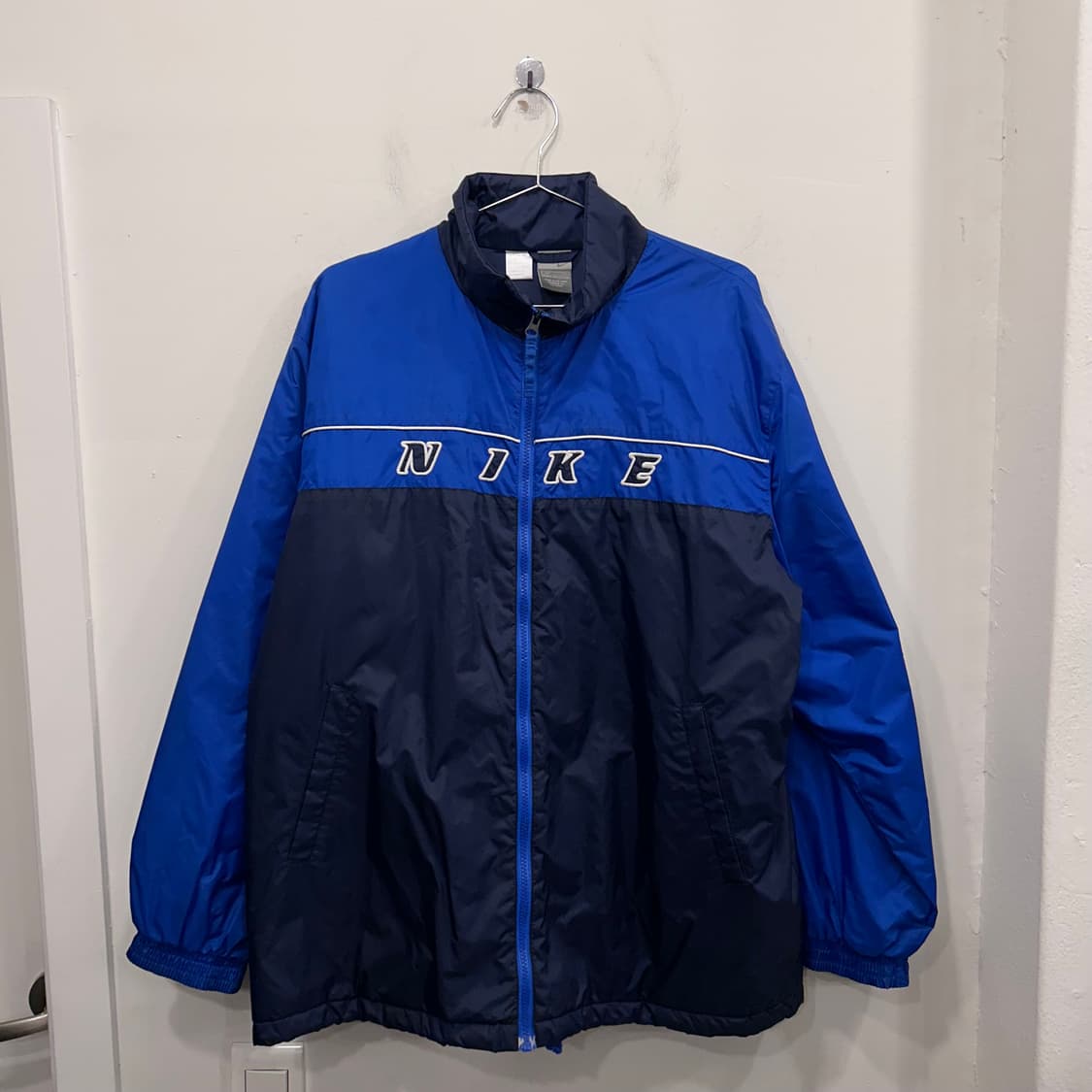 나이키 올드스쿨 배색 누빔 바람막이 자켓 상품이미지2
