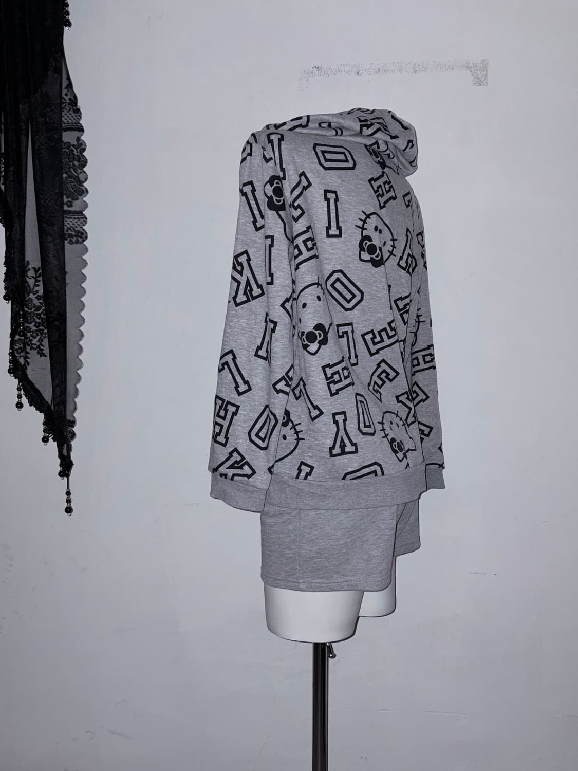 무채색 헬키 상하의 세트🎀 갸루 00s 헬로키티 호피  상품이미지3