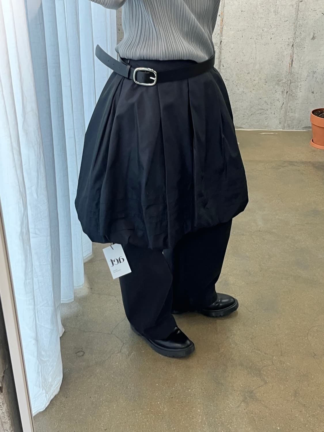 Rene 르네 벌룬 스커트 네이비 상품이미지2