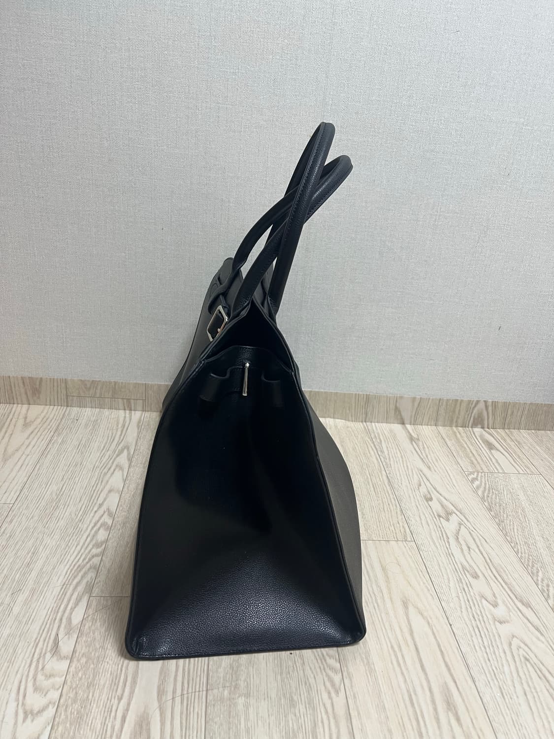 (최종가) 던스트 버클 레더 토트백 블랙 라지 상품이미지5