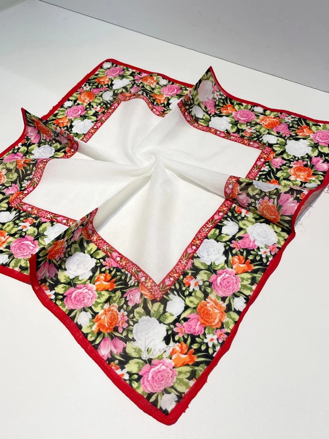 겐조 00s 재팬 플라워 패턴 쁘띠 손수건 A1458 상품이미지2