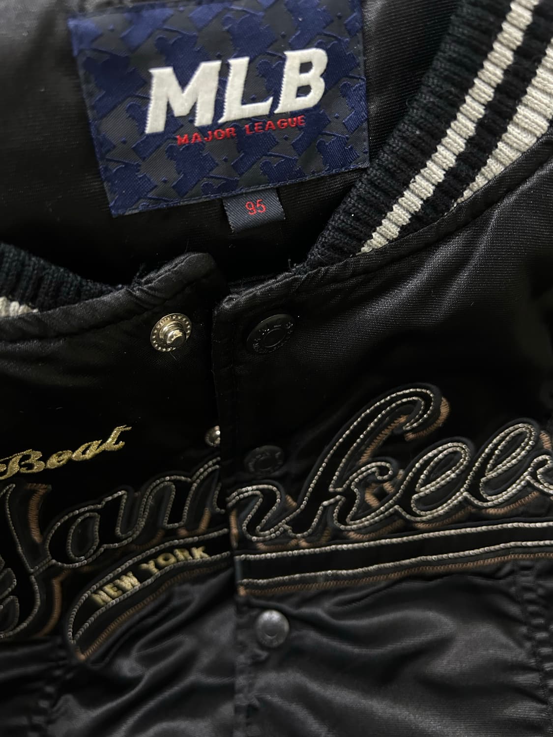 [실측XL]MLB 뉴욕양키스 바시티/약유광/블랙 상품이미지6