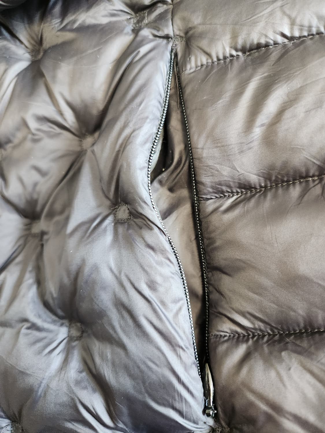 새상품급)여성 경량패딩 사이즈100(L)

여러 중고사이트에도 같이 판매 상품이미지4