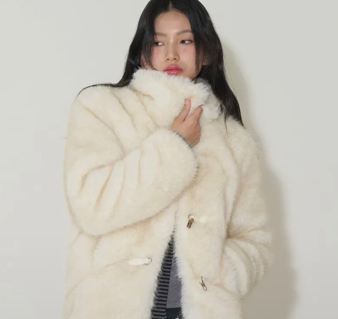 일리고 시어링 퍼 자켓 아이보리 상품이미지1