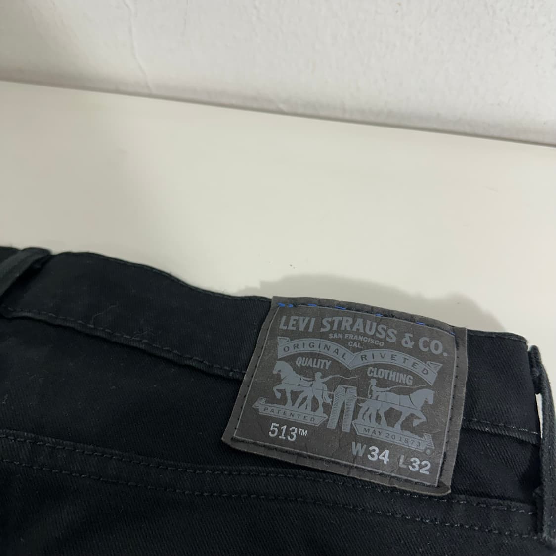 34 리바이스513 슬림스트레이트 블랙진 상품이미지2