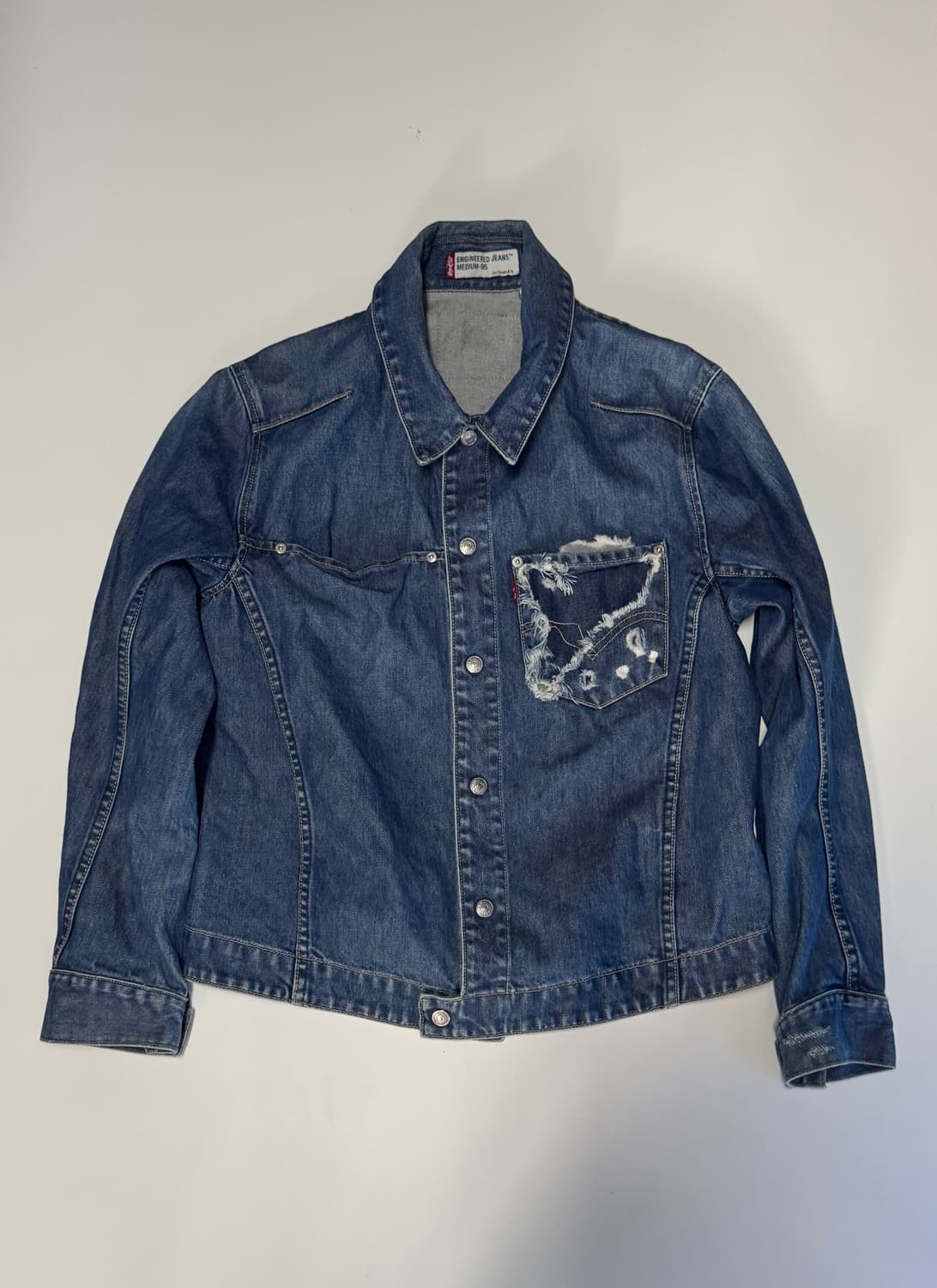 리바이스 엔지니어드진 데미지 디테일 데님자켓 M 상품이미지1