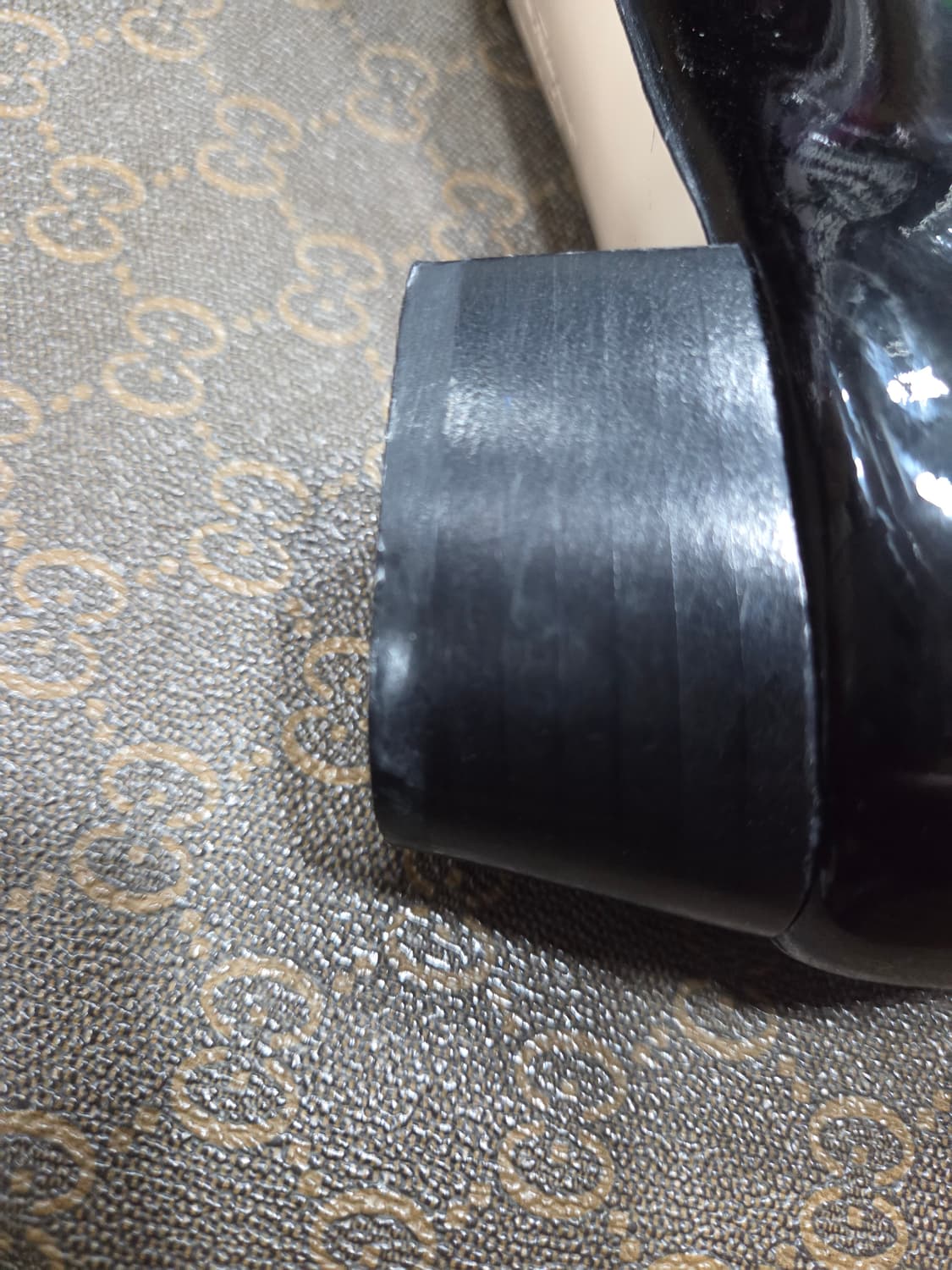 페라가모 바라 슈즈 상품이미지5