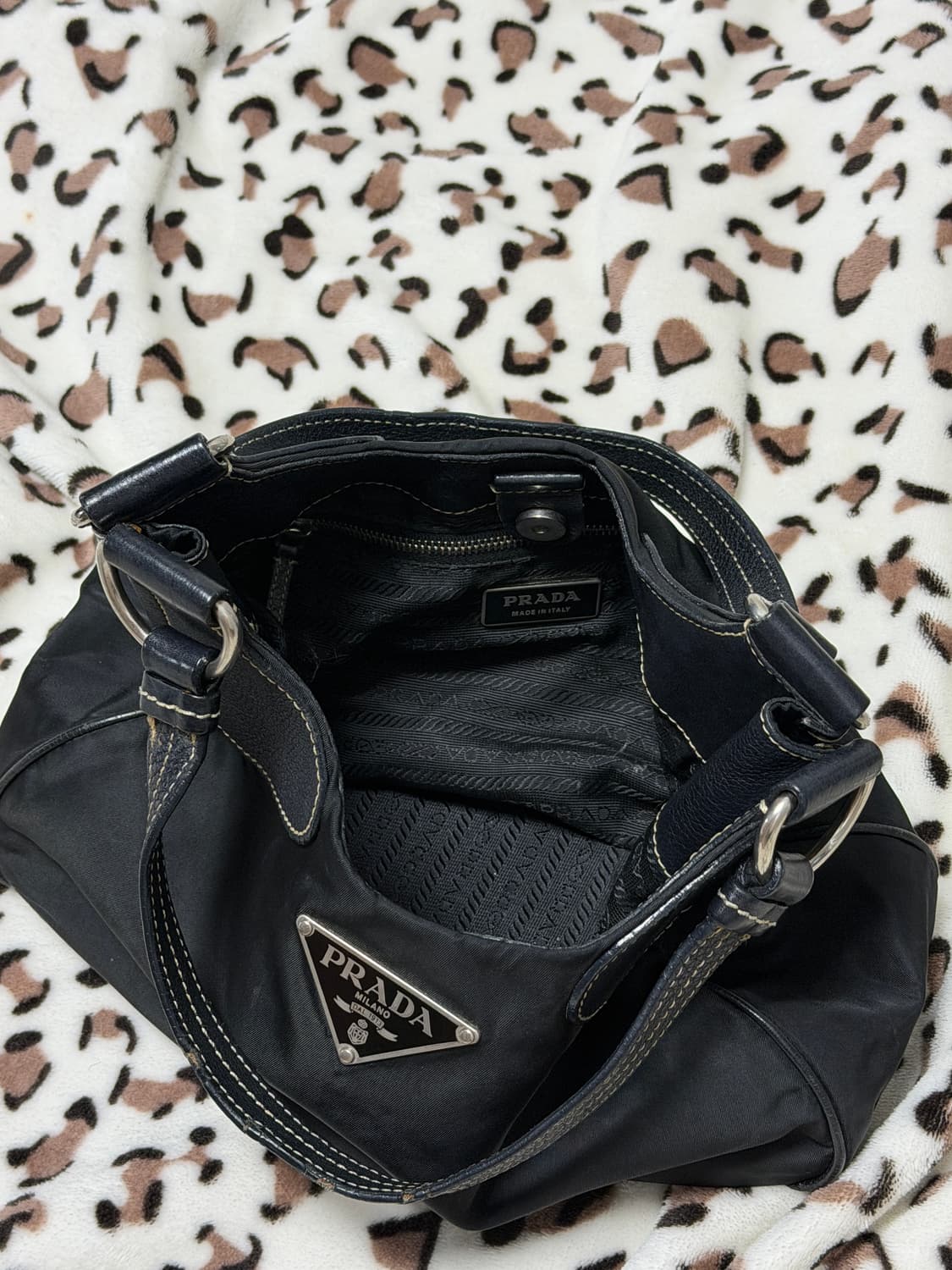 프라다 빈티지 나일론 호보백 숄더백 상품이미지5