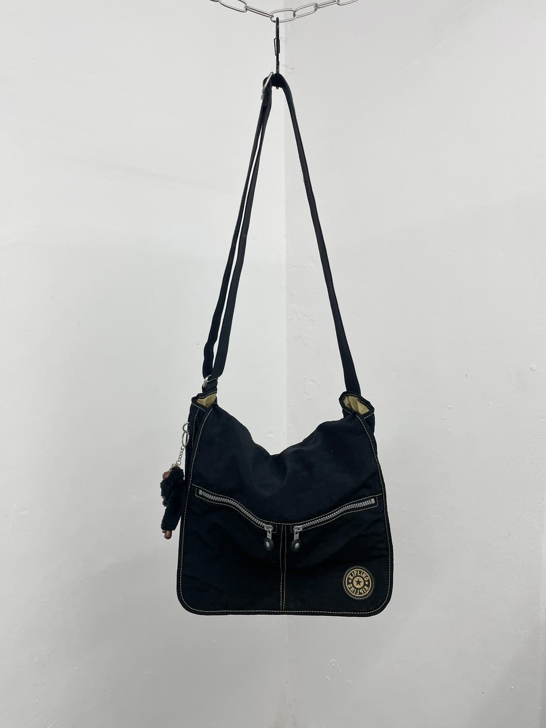 키플링 블랙 포켓 메신저 크로스백 상품이미지10