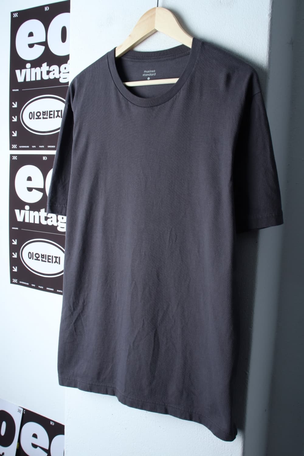 (L-XL) 무신사 스탠다드 반팔 티셔츠 차콜 무지 기본-H3H33890 상품이미지1